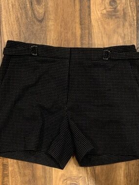 White House Black Market The 5" Short Polka Dot Black Shorts Size 12 SKU 032